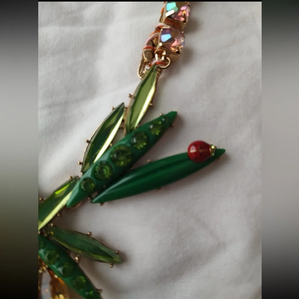BETSEY JOHNSON Limited Edition RARE Oversized Pineapple Necklace & Earrings NWT - Picture 14 of 16